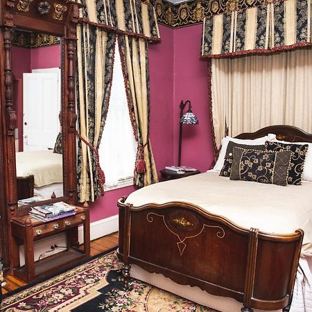 Faunbrook Bed & Breakfast (Adults Only) West Chester Bagian luar foto